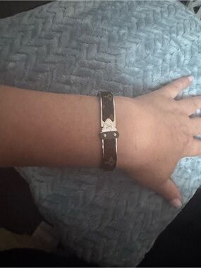 Fashion Jewelry Silver-Tone and Brown Linked Bracelet